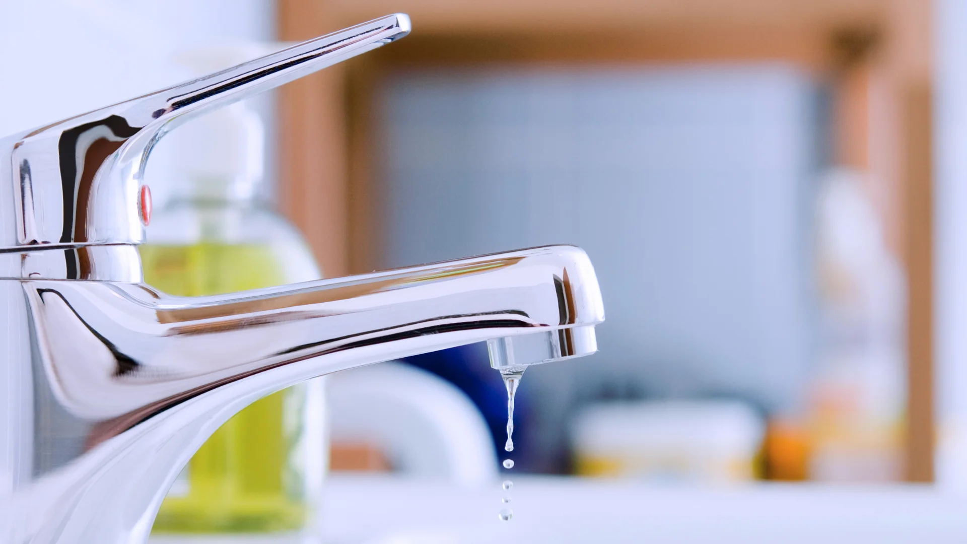 Leaking faucet causing high water usage
